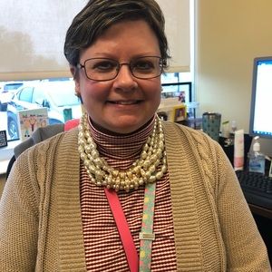 Meet your Posher, Angela